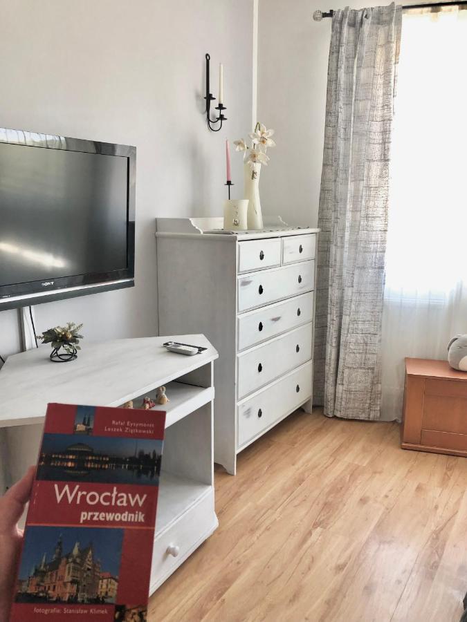 Apartament Family Wroclaw Z Klimatyzacja Parking Apartment Bagian luar foto