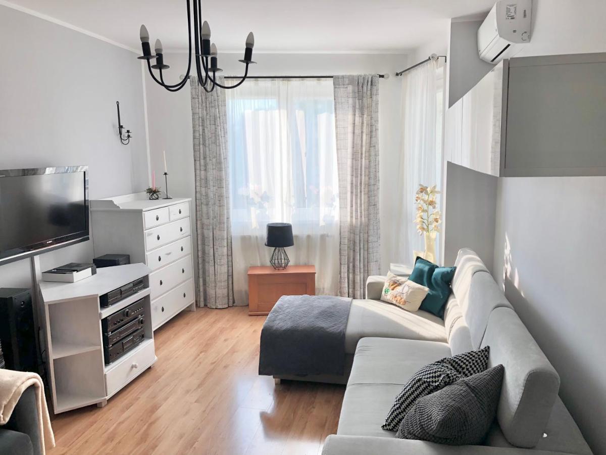 Apartament Family Wroclaw Z Klimatyzacja Parking Apartment Bagian luar foto